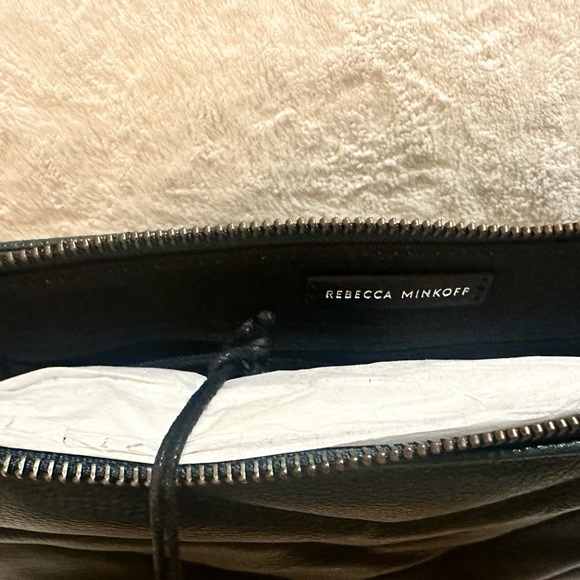 Rebecca Minkoff NWT/Maxi Edie Quilted Leather Shoulder Bag - Picture 10 of 15